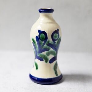 Hand painted ceramic vase Cordoba Spain Ceramicas Anoru blue green pottery